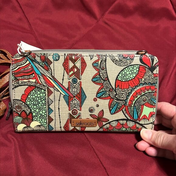 SAKROOTS Zip-Around Multicolor Owl Crossbody Card Wallet  NWT - Picture 3 of 8